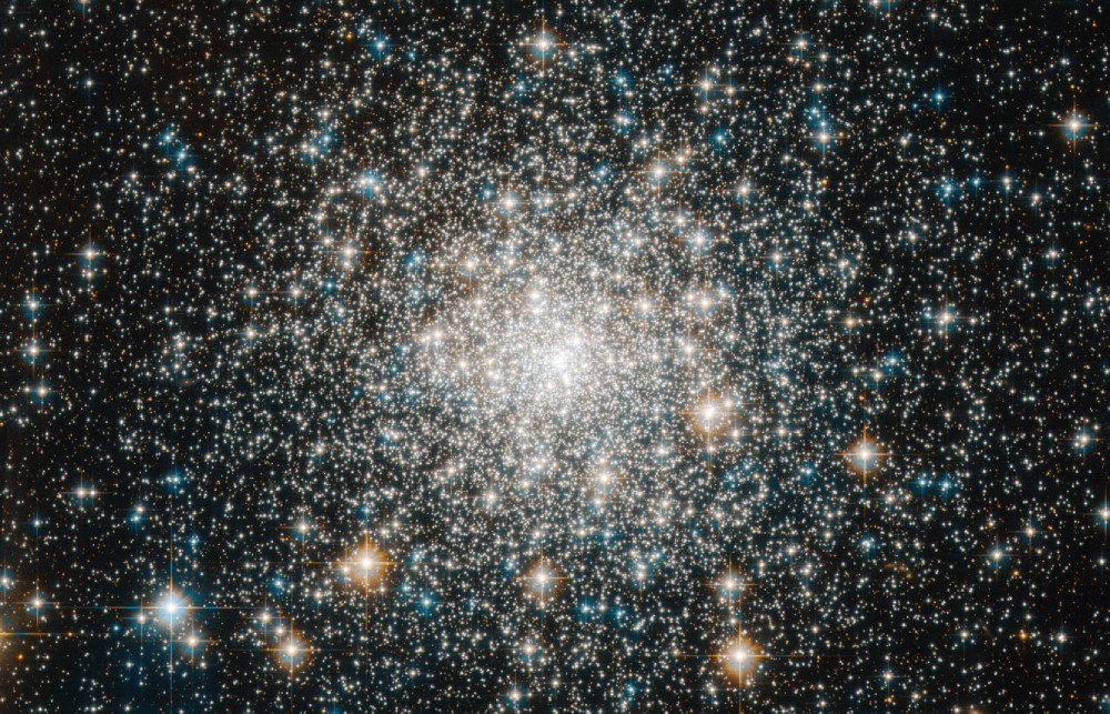 130億年宇宙真相大翻轉！超級電腦揭開球狀星團不為人知的「青春期」