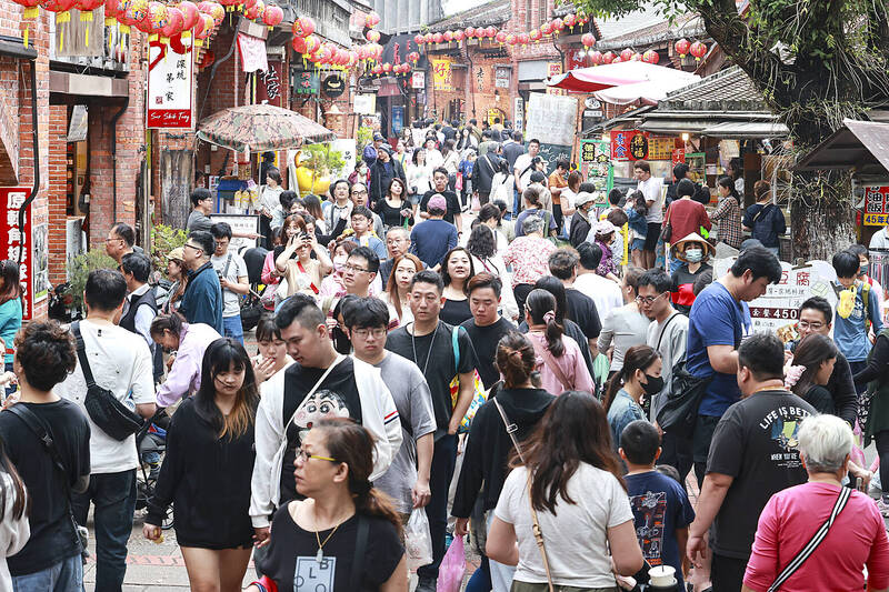 臺灣2065年人口恐跌破1200萬！比預期更糟的少子化危機該如何解？