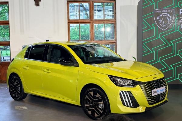 百萬有找！Peugeot 208小改款憑什麼成為都會小車新寵？