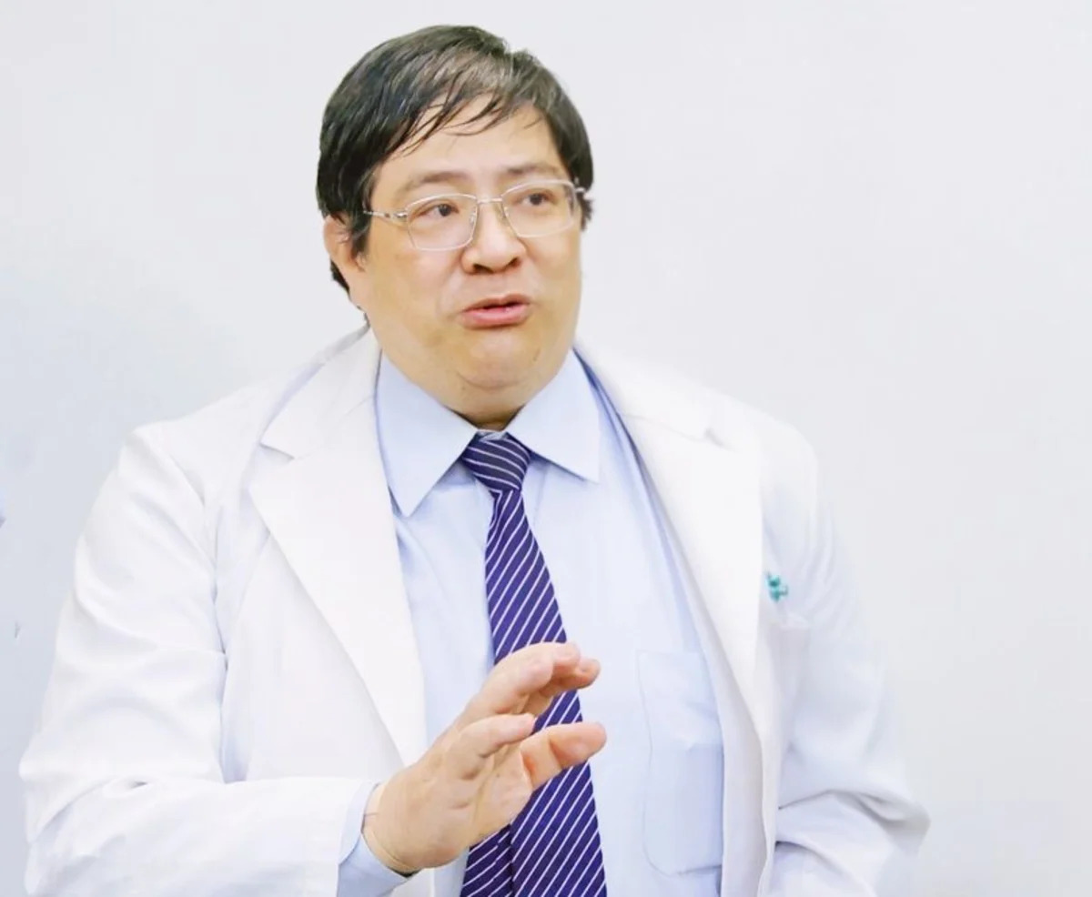 父母驟逝，化悲傷為光：一位眼科醫師如何守護台灣人的「視」界？