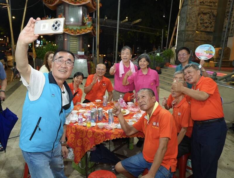 板橋55萬人醫療缺口待解？李四川借鑑土城經驗，能否解鎖北漂族的健康焦慮
